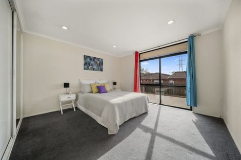 Photo of property in 12 Botanic View, Manurewa, Auckland, 2105