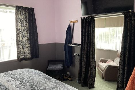 Photo of property in 11 Preston Street, Eltham, 4322