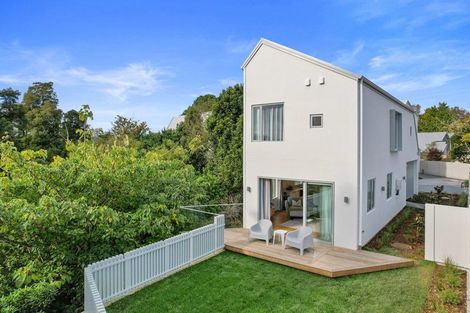 Photo of property in 1/24 Pickering Crescent, Chedworth, Hamilton, 3210