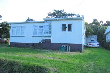 Photo of property in 32 Tane Road, Laingholm, Auckland, 0604