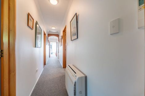 Photo of property in 21 Nasmyth Street, Kakanui, Oamaru, 9495