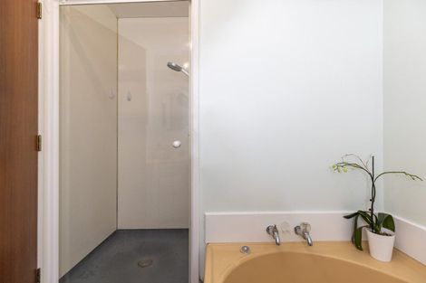 Photo of property in 11 Hookway Grove, Paraparaumu, 5032