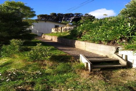 Photo of property in 21 Tiromoana Road, Raumati South, Paraparaumu, 5032