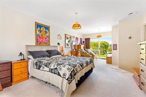 Photo of property in 45 Bethells Road, Waitakere, Henderson, 0782
