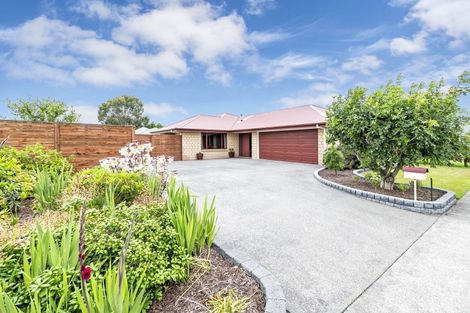 Photo of property in 92 Acacia Avenue, Rangiora, 7400