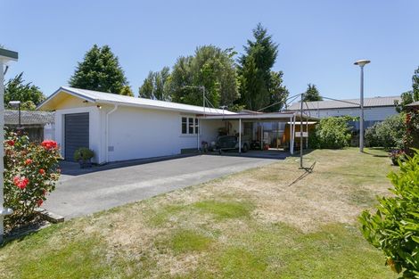 Photo of property in 70 Hinemoa Avenue, Taupo, 3330