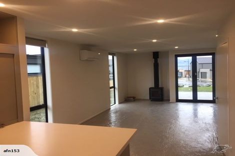 Photo of property in 1 Alandale Place, Wanaka, 9305