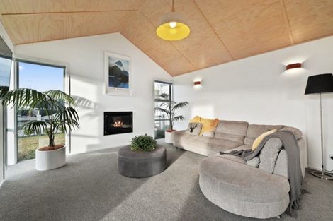 Photo of property in 20 Myles Way, Lower Shotover, Queenstown, 9304