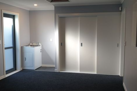 Photo of property in 27 Kaki Drive, Kenepuru, Porirua, 5022