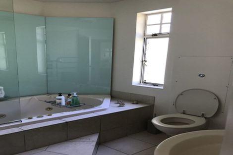 Photo of property in 4/154 Oriental Parade, Oriental Bay, Wellington, 6011