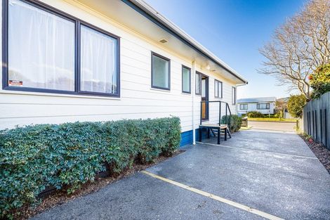 Photo of property in 5 Spackman Crescent, Paraparaumu, 5032