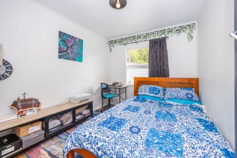 Photo of property in 15 Matthews Crescent, Melville, Hamilton, 3206