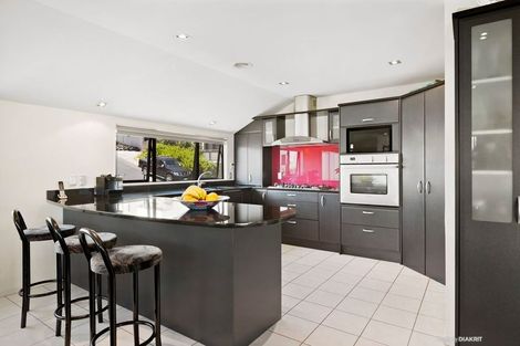 Photo of property in 12 Bunker Way, Strathmore Park, Wellington, 6022