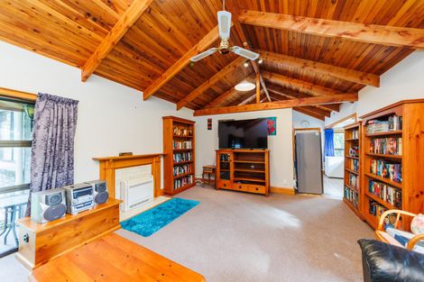 Photo of property in 14a York Place, Awapuni, Palmerston North, 4412