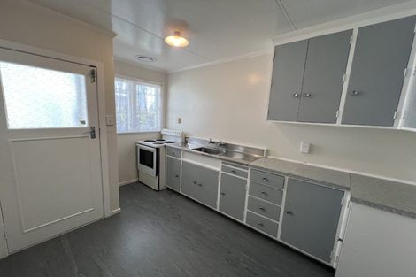 Photo of property in 121 Fitzherbert Avenue, West End, Palmerston North, 4410