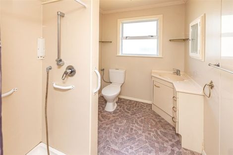 Photo of property in 93 Karaka Street, Castlecliff, Whanganui, 4501