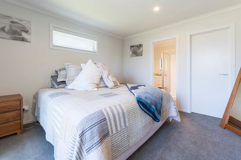 Photo of property in 28 Utopia Park Heights, Welcome Bay, Tauranga, 3112