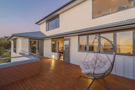Photo of property in 5 Plains View, Mount Pleasant, Christchurch, 8081