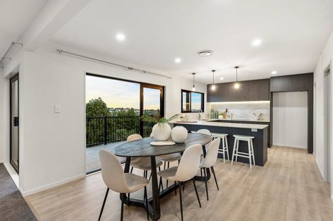 Photo of property in 15 Mcdowell Crescent, Hillcrest, Auckland, 0627