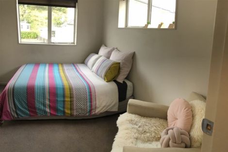 Photo of property in 3/16 Black Rock Road, Newlands, Wellington, 6037