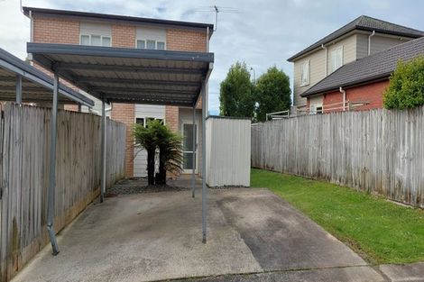 Photo of property in 10 Rosandich Drive, Sunnyvale, Auckland, 0612