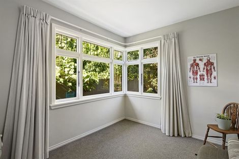 Photo of property in 215 Centaurus Road, Saint Martins, Christchurch, 8022