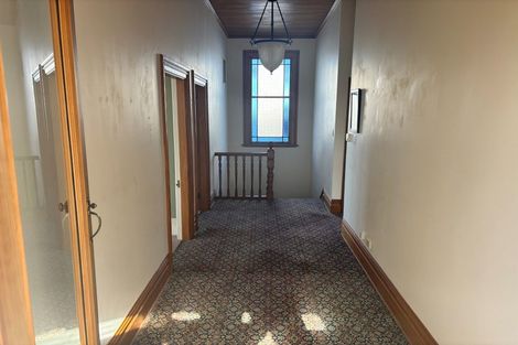 Photo of property in 12 Fairview Crescent, Kelburn, Wellington, 6012