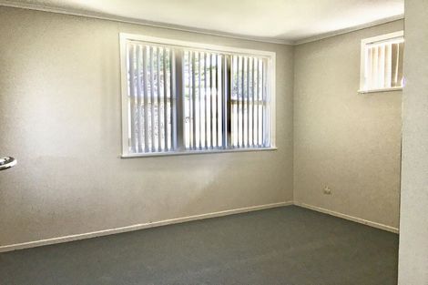 Photo of property in 4 Utting Street, Birkdale, Auckland, 0626