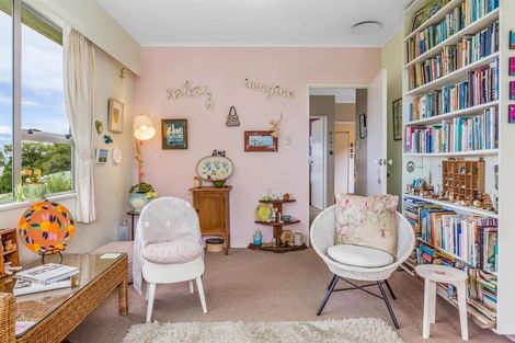 Photo of property in 4b The Track, Plimmerton, Porirua, 5026