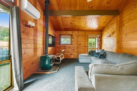 Photo of property in 116a Sandspit Road, Waiuku, 2123