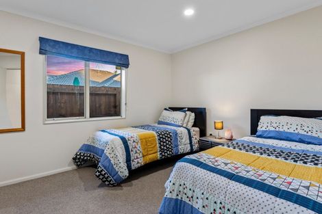 Photo of property in 165 Gravatt Road, Papamoa Beach, Papamoa, 3118