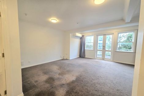 Photo of property in 221b The Terrace, Wellington Central, Wellington, 6011