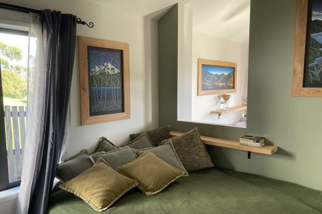 Photo of property in 10 Pekapeka Street, Raglan, 3225