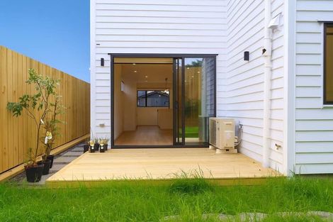 Photo of property in 5/25 Hutchinson Avenue, New Lynn, Auckland, 0600