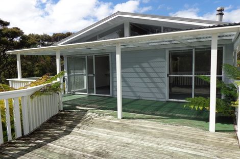 Photo of property in 27 Greenhithe Road, Greenhithe, Auckland, 0632