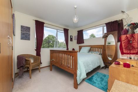 Photo of property in 18 George Herring Place, Glen Eden, Auckland, 0602