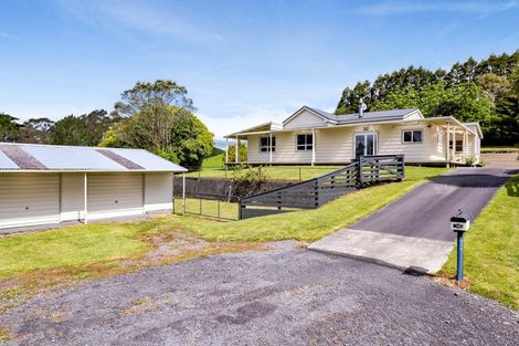 Photo of property in 443 Albert Road, Korito, New Plymouth, 4371