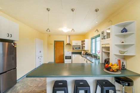 Photo of property in 828 Colyton Road, Bunnythorpe, Feilding, 4775