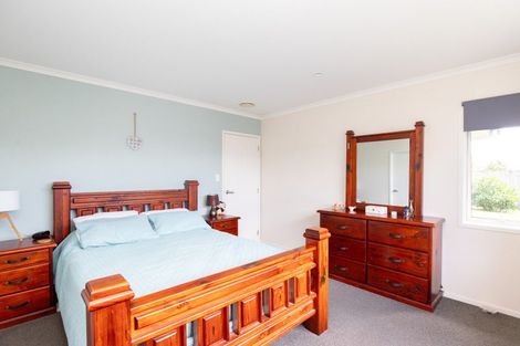 Photo of property in 59 Darlington Street, Ngatea, 3503