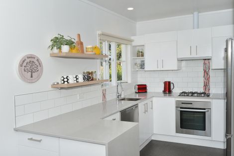 Photo of property in 28 Tui Crescent, Maunu, Whangarei, 0110