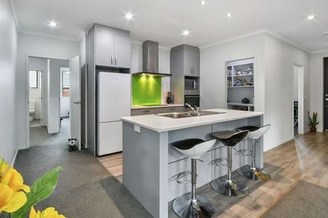 Photo of property in 98 Helenslee Road, Pokeno, 2472