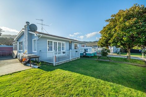 Photo of property in 52 Longfellow Street, Trentham, Upper Hutt, 5018