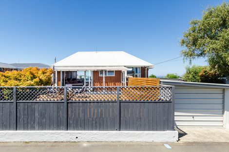 Photo of property in 100 Highcliff Road, Andersons Bay, Dunedin, 9013