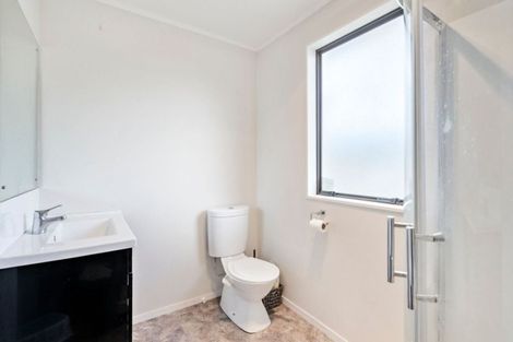 Photo of property in 2/70 Palmers Road, Clendon Park, Auckland, 2103