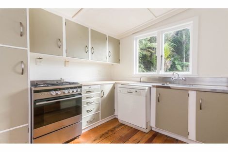 Photo of property in 3 Huia Road, Titirangi, Auckland, 0604