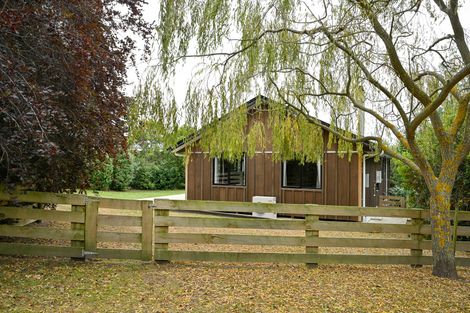 Photo of property in 28 Grove Avenue, Weston, Oamaru, 9401