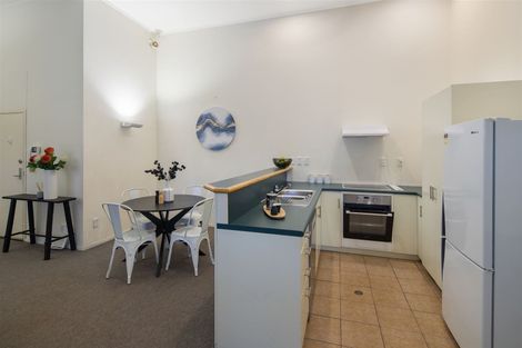 Photo of property in Tennyson Apartments, 18/25 Tennyson Street, Te Aro, Wellington, 6011