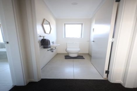 Photo of property in 16 Te Kio Crescent, Papamoa Beach, Papamoa, 3118