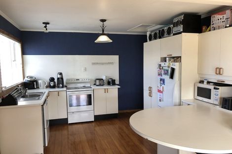 Photo of property in 38 Seddon Street, Wallaceville, Upper Hutt, 5018