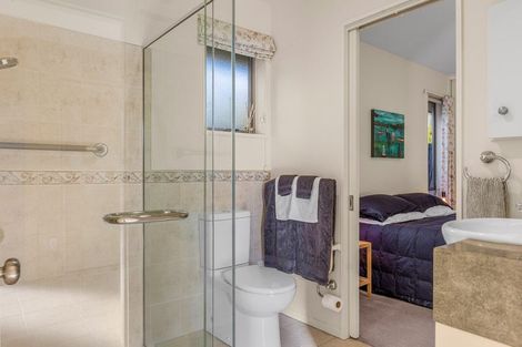 Photo of property in 21 Taupata Street, Redcliffs, Christchurch, 8081